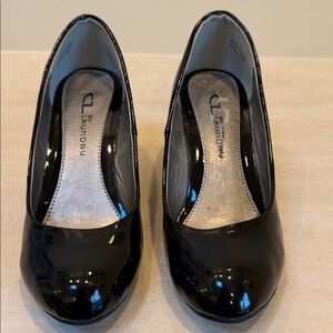 CL by Laundry Glossy Black patent Heels